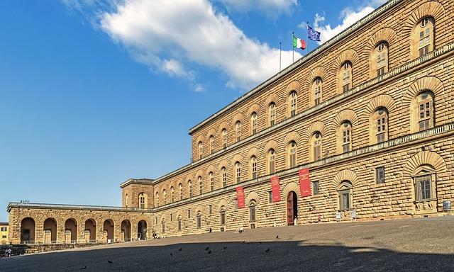 Front of Pitti Palace, Medici's house