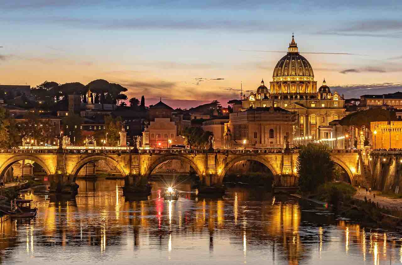 Italy rome tiber river